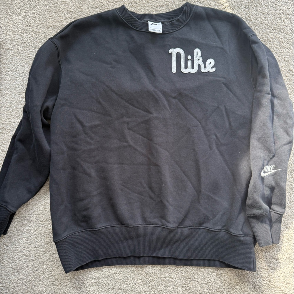 Nike Black Gray Crewneck With Embroidered Logo on Front & Back Size S